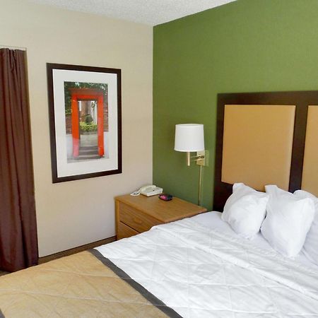 Extended Stay America Suites - Orlando - Lake Mary - 1040 Greenwood Blvd Buitenkant foto