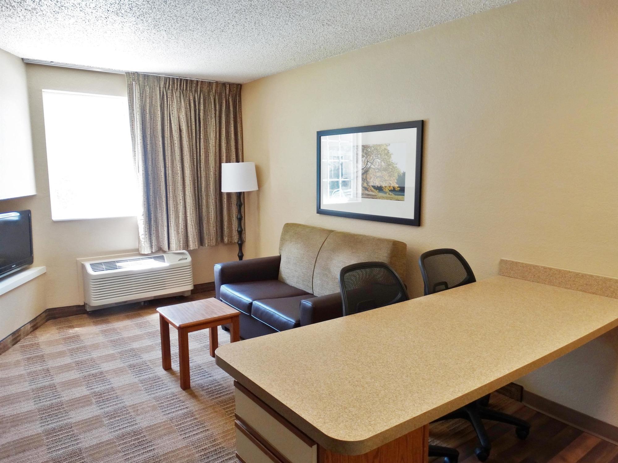 Extended Stay America Suites - Orlando - Lake Mary - 1040 Greenwood Blvd Buitenkant foto