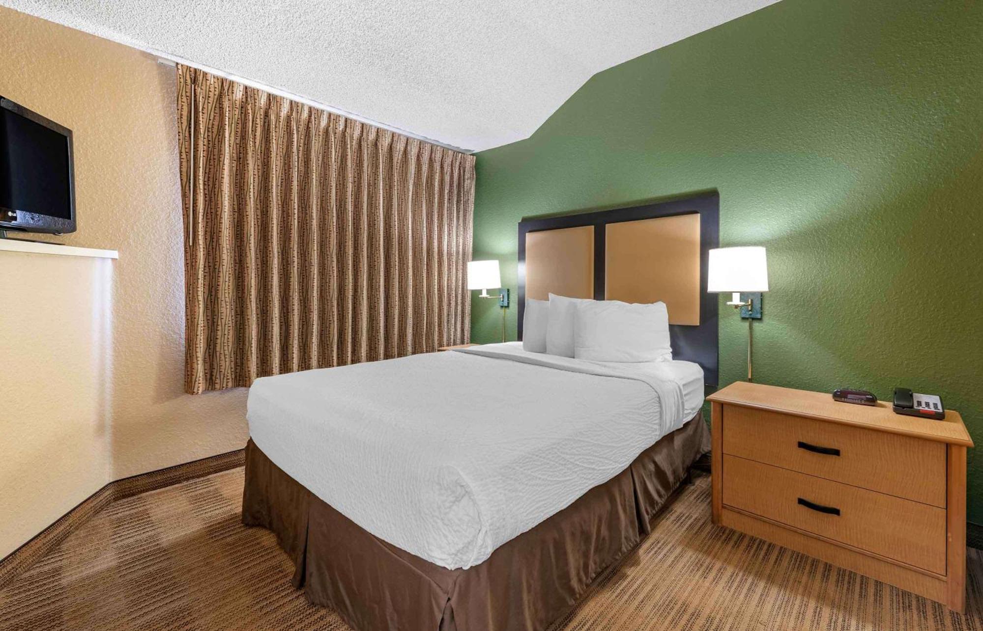 Extended Stay America Suites - Orlando - Lake Mary - 1040 Greenwood Blvd Buitenkant foto